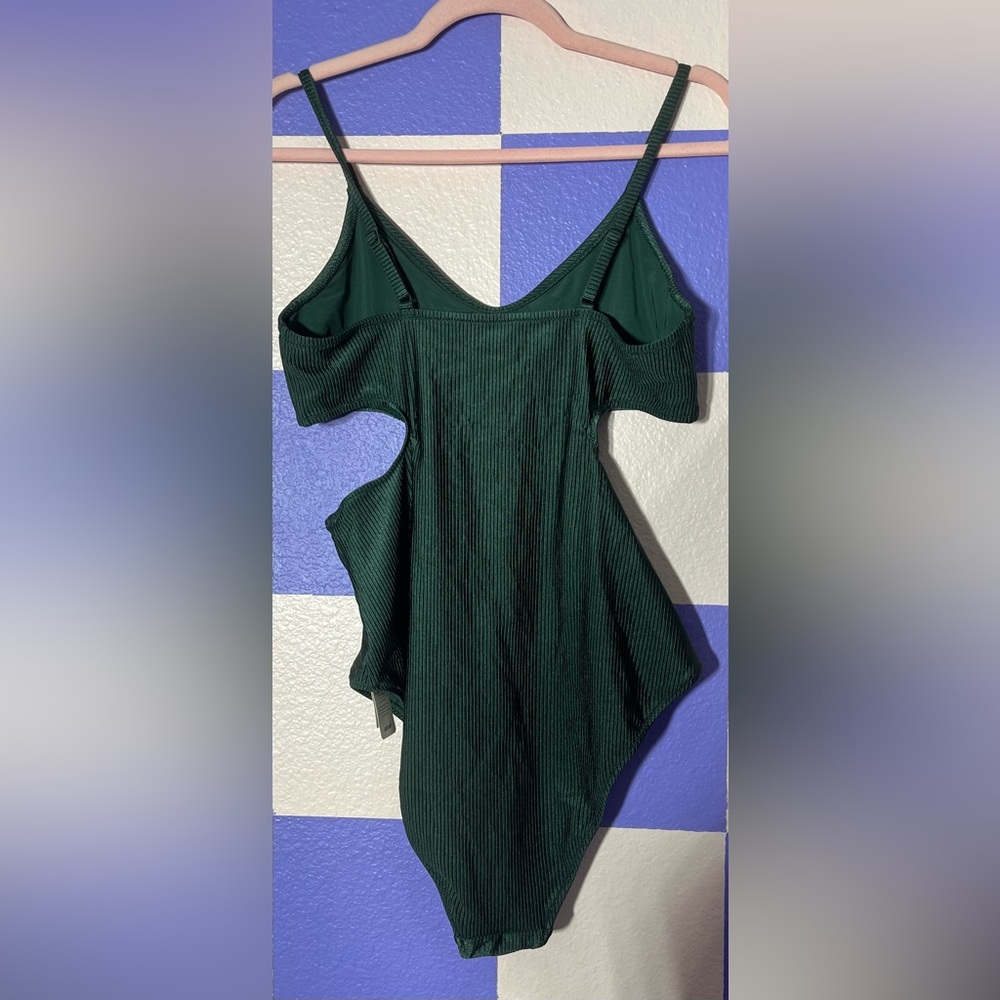 NWT Aerie Shine Rib Voop Cheeky One Piece Swimsuit in Sycamore Forest Green - Picture 5 of 6